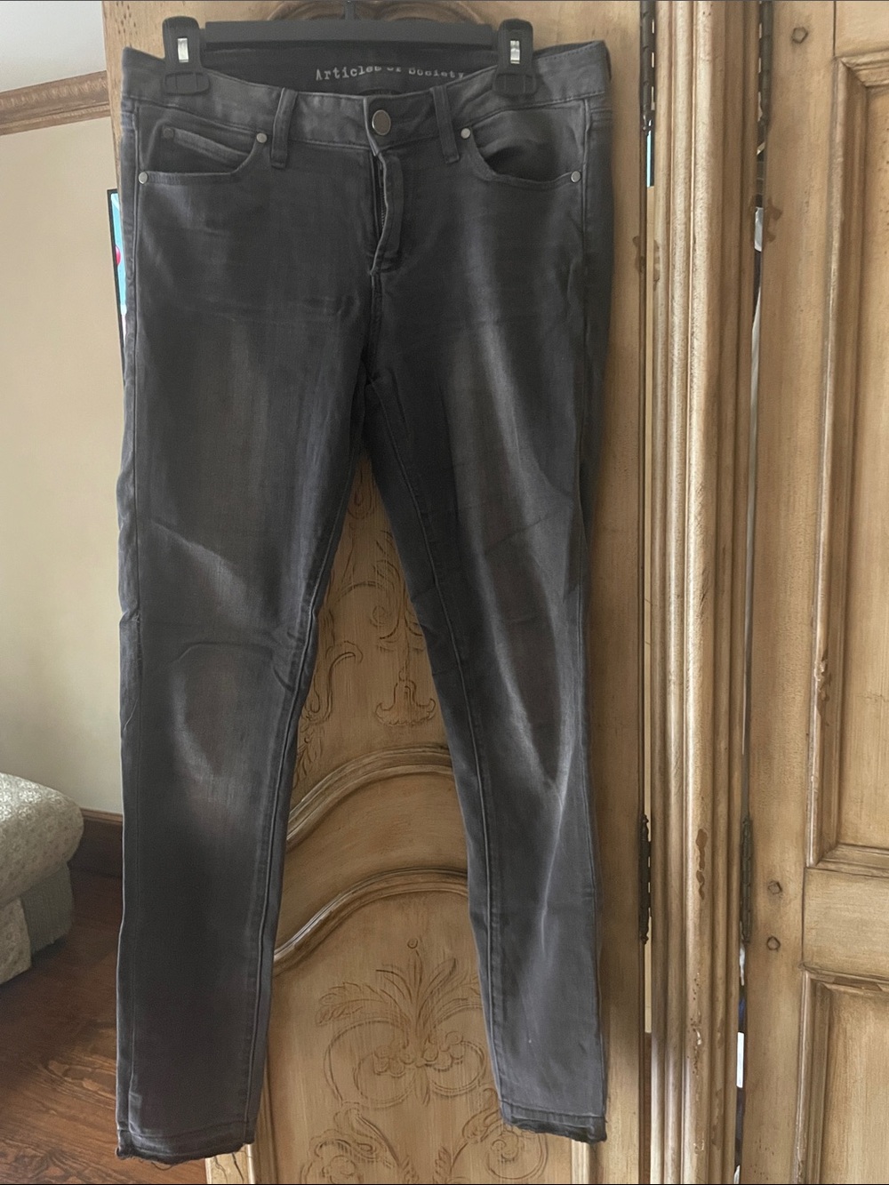 Articles Of Society Women's Charcoal Skinny Jeans